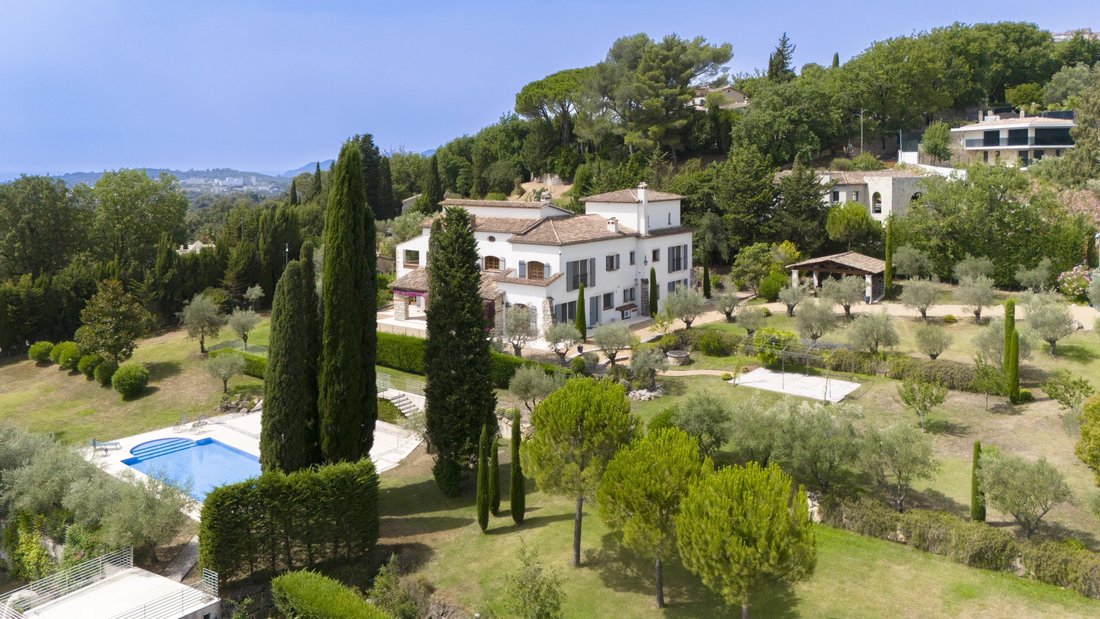 Villa in Mougins, Provence-Alpes-Côte d'Azur, France 2 - 18457546