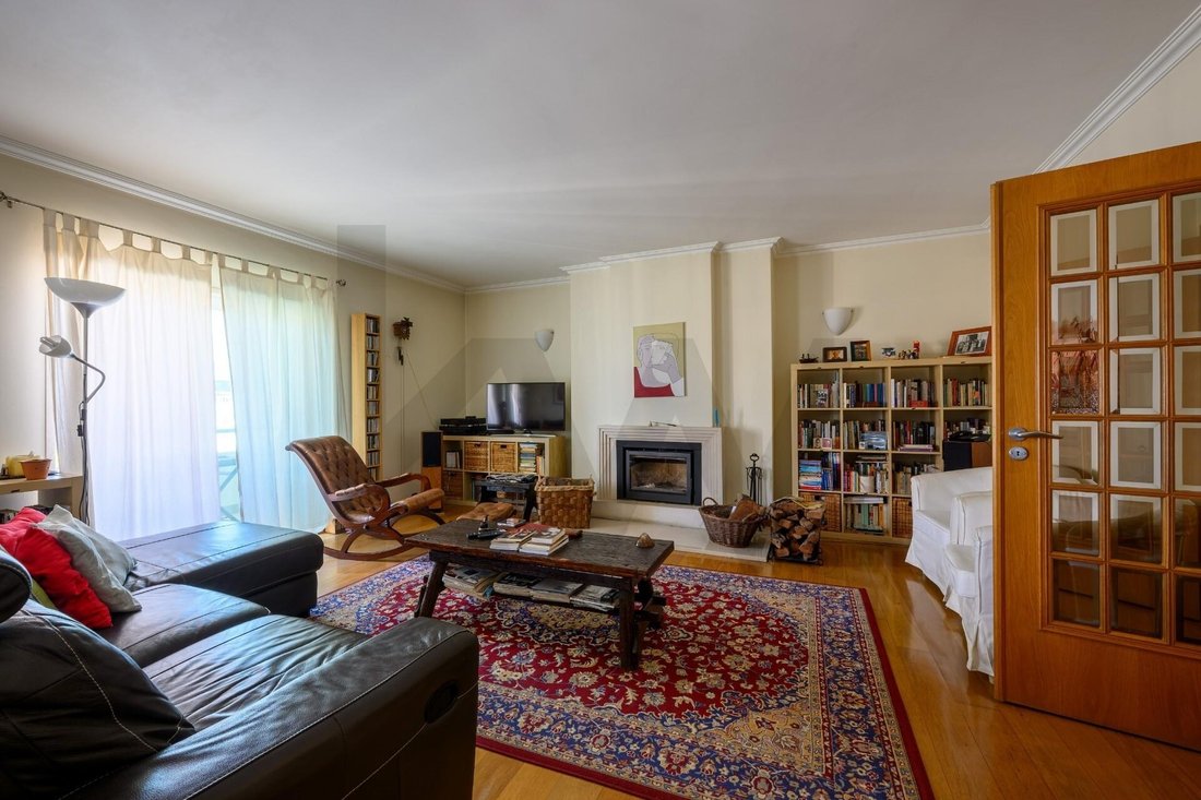 Apartment in Estoril, Cascais e Estoril, Lisbon 3 - 18466350