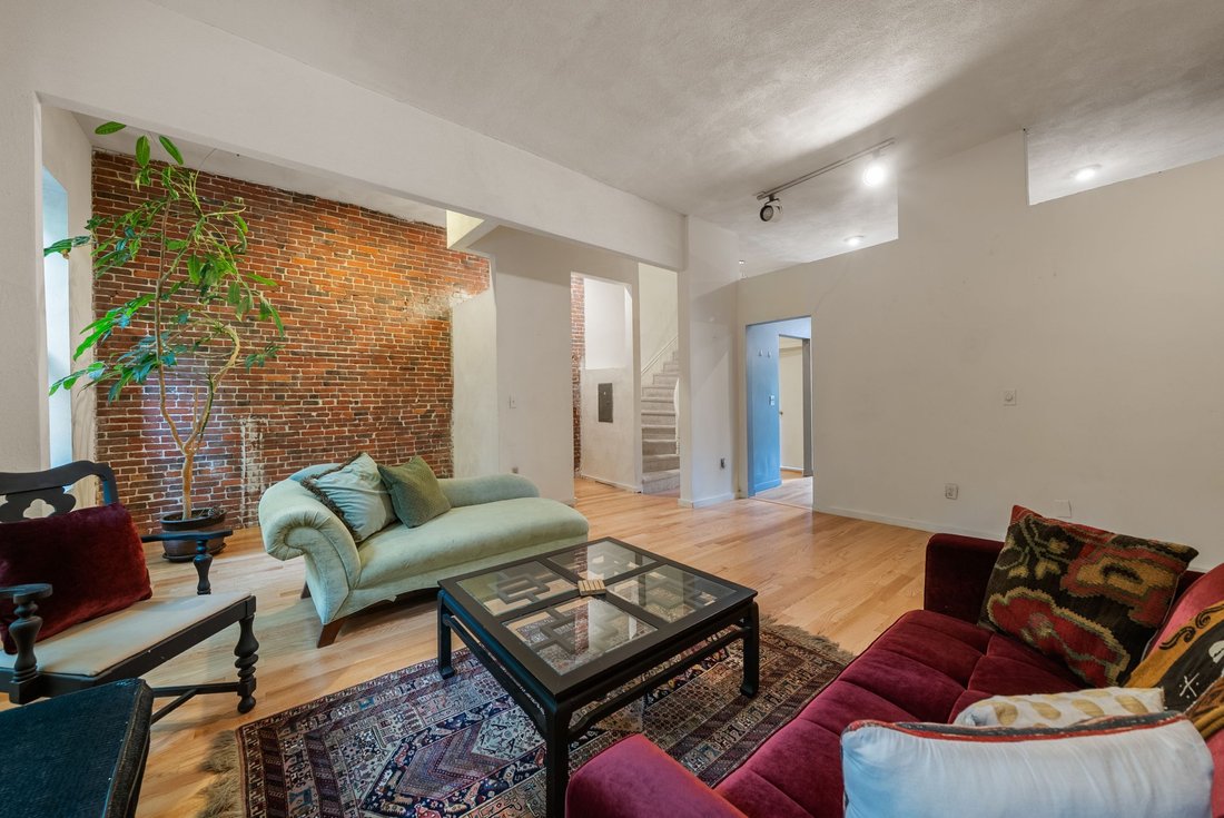 Condo in Boston, Massachusetts, United States 2 - 18461833