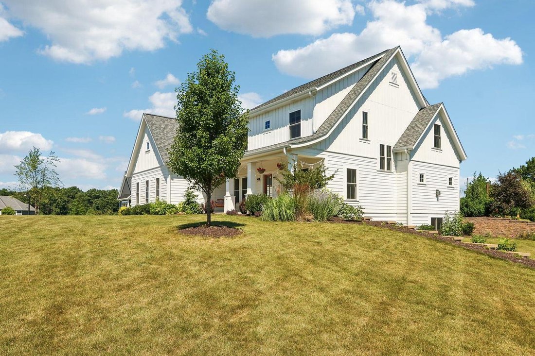House in Hartland, Wisconsin, United States 3 - 18466344