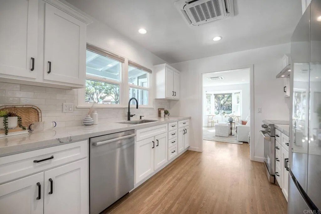 House in Oceanside, California, United States 5 - 18463125
