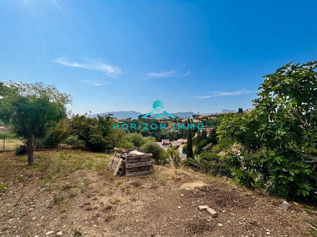 Villa in Saint-Laurent-du-Var, Provence-Alpes-Côte d'Azur, France 5 - 18323724