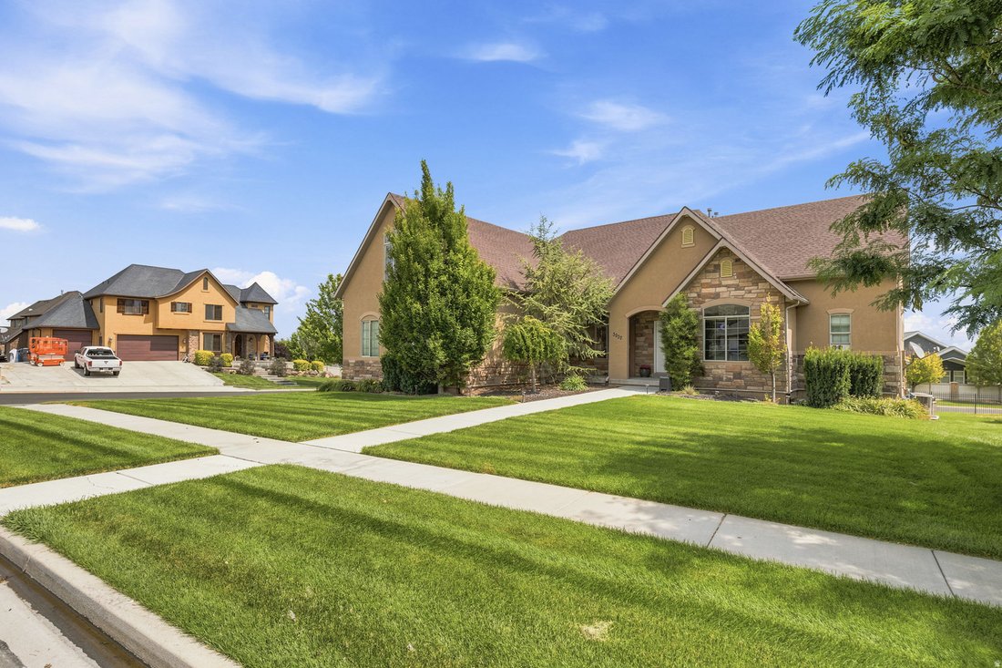 House in Saratoga Springs, Utah, United States 2 - 18468465