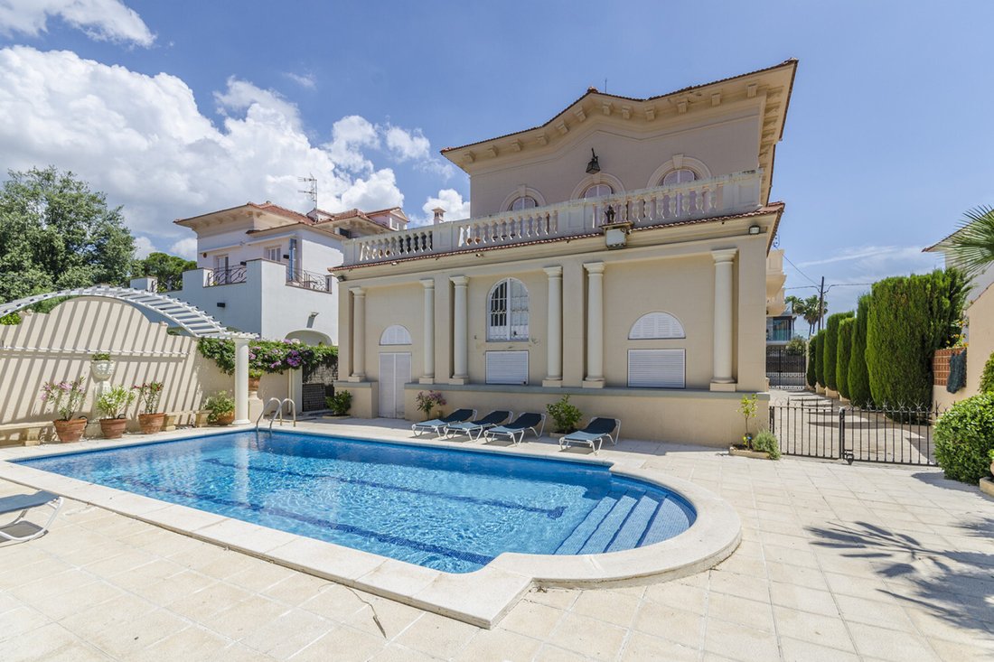 House in Sitges, Catalonia, Spain 1 - 18471010
