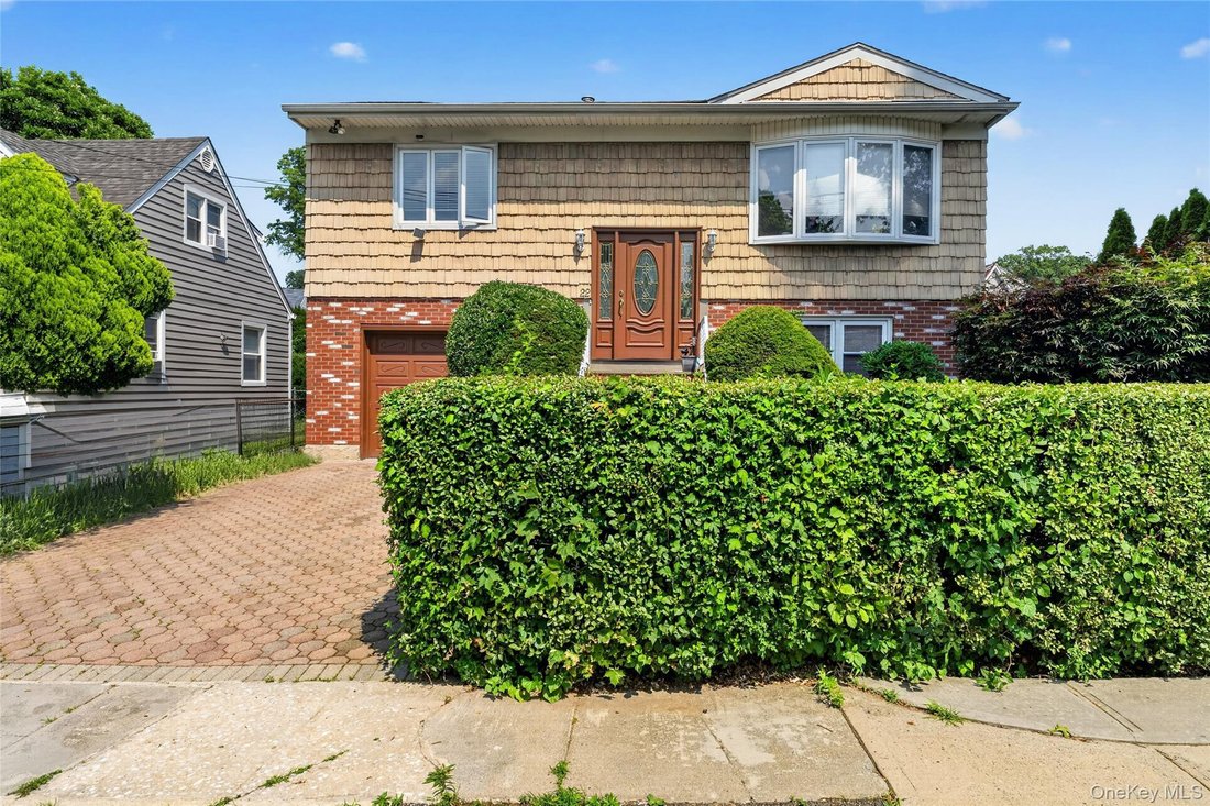 House in Yonkers, New York, United States 5 - 18458690