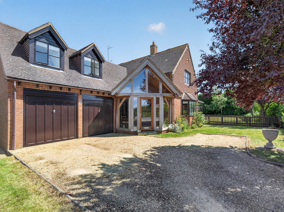 House in North Marston, England 1 - 18466156