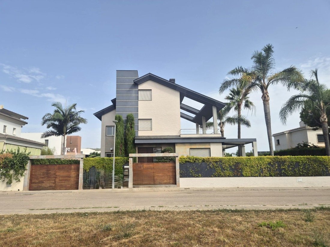 Villa in Gandia, Valencian Community, Spain 3 - 18461401