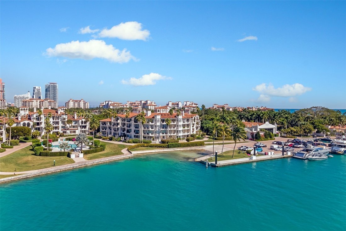 Condo in Miami Beach, Florida, United States 3 - 18468370