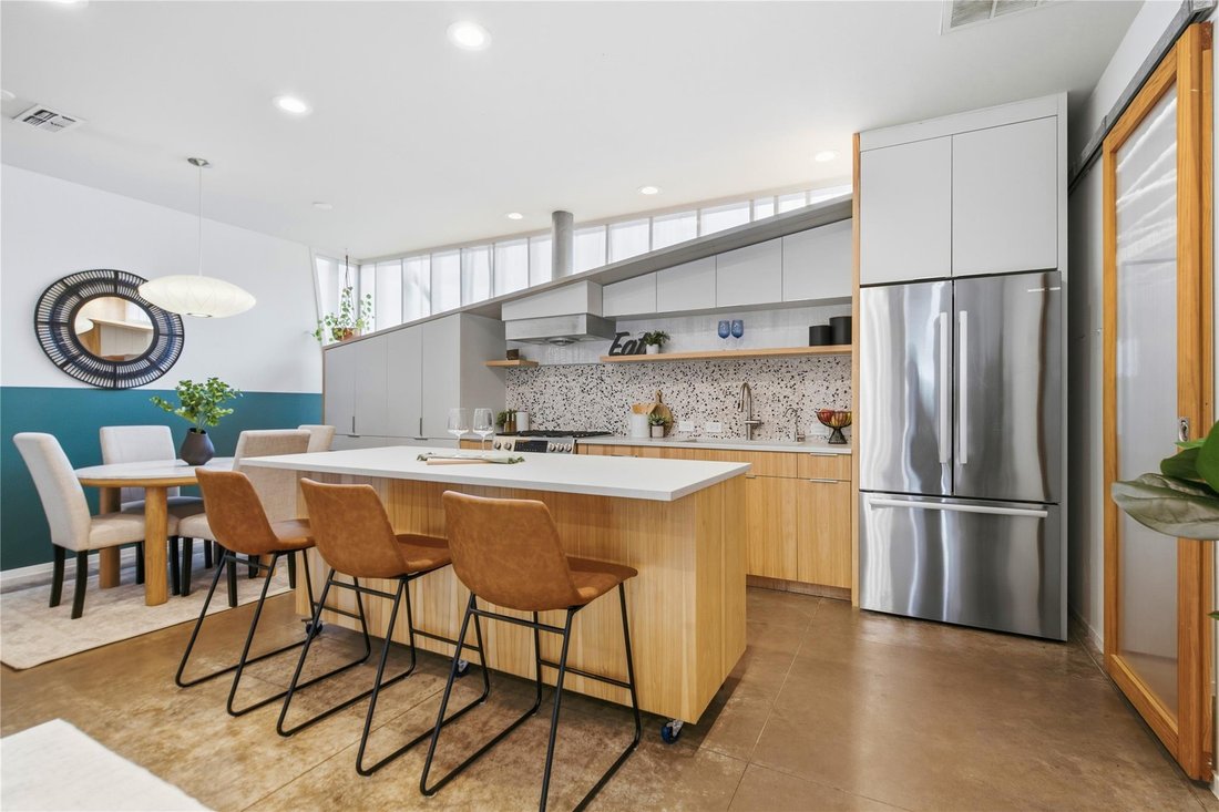 Condo in Austin, Texas, United States 5 - 18306242