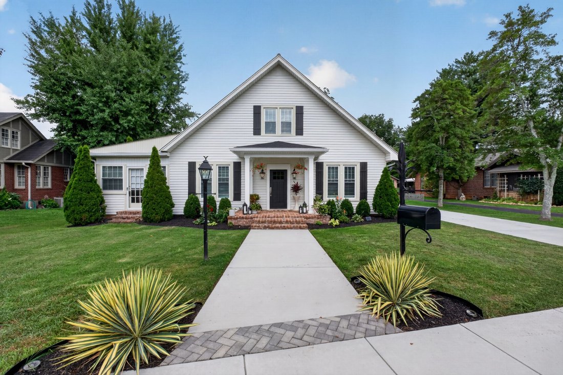 House in McMinnville, Tennessee, United States 1 - 18469525