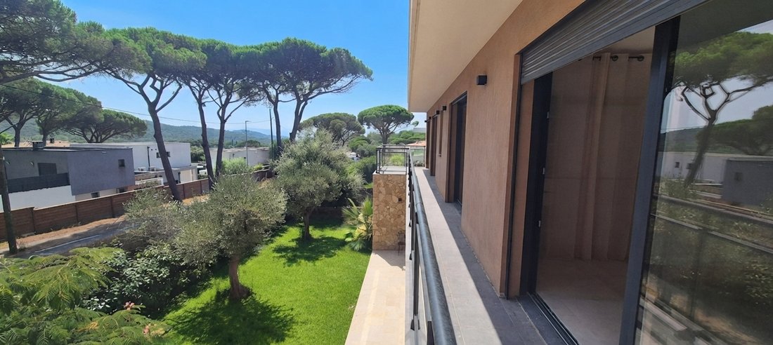 Villa in Le Dramont-Agay-Anthéor-Le Trayas, Saint-Raphaël, France 5 - 18450026