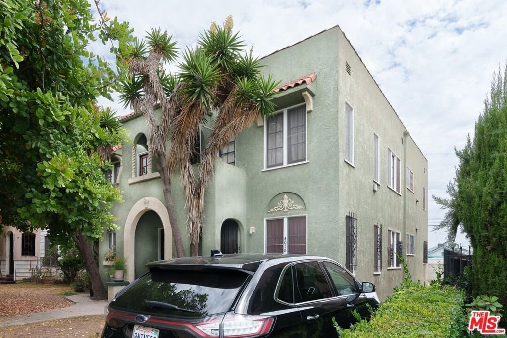 Los Angeles, California, United States 1 - 18459105