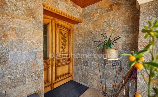 Villa in Bouzigues, Occitania, France 1