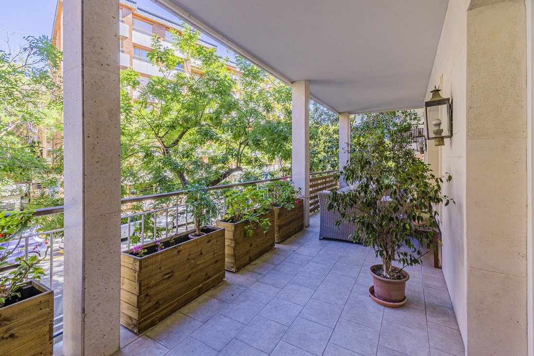 Apartment in Sarrià-Sant Gervasi, Barcelona, Spain 2 - 18471079