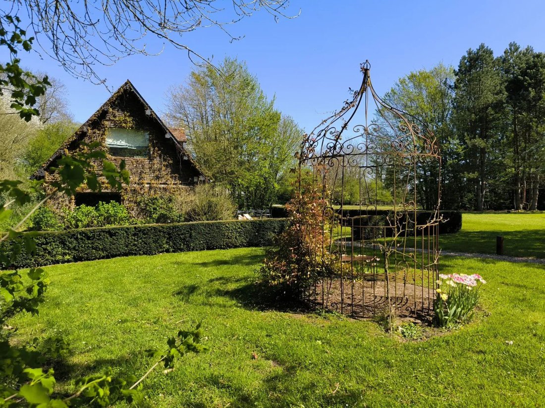 Estate in Cormeilles, Normandy, France 5 - 18463372