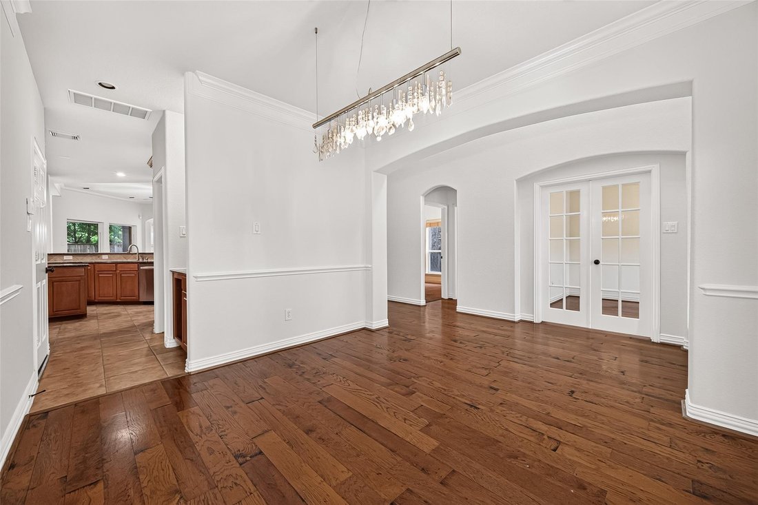 House in The Woodlands, Texas, United States 5 - 18159799