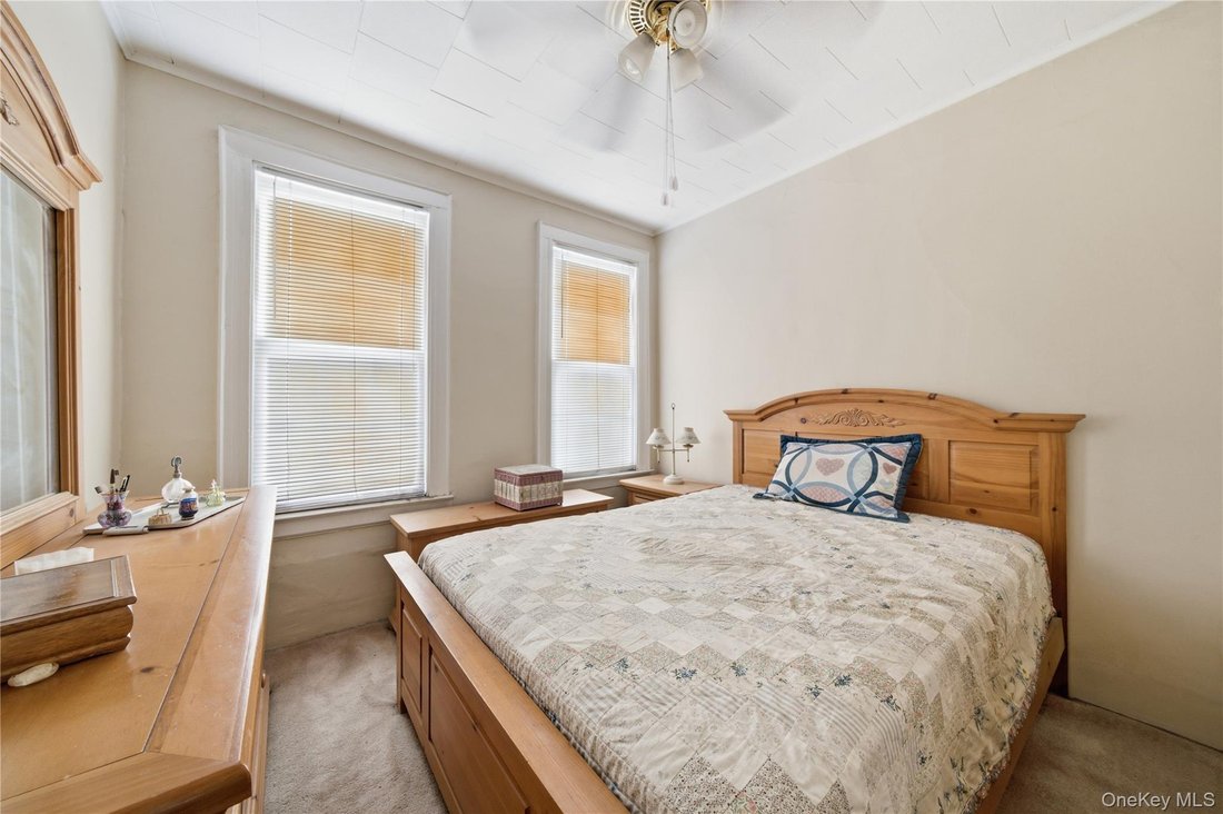 House in New York, New York, United States 4 - 18455526