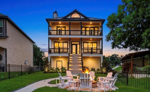 House in Point Blank, Texas, United States 1