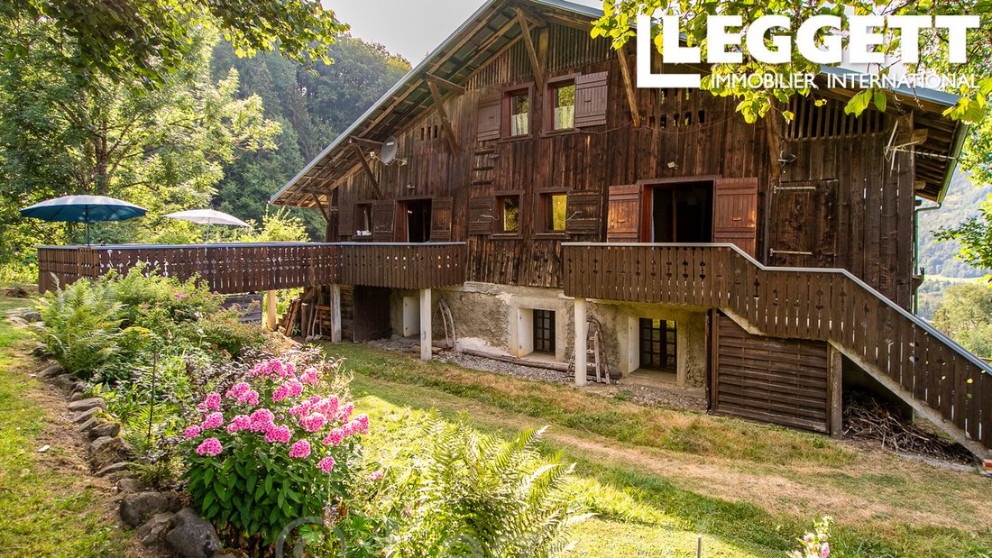 Chalet in Morillon, Auvergne-Rhône-Alpes, France 1 - 18371307