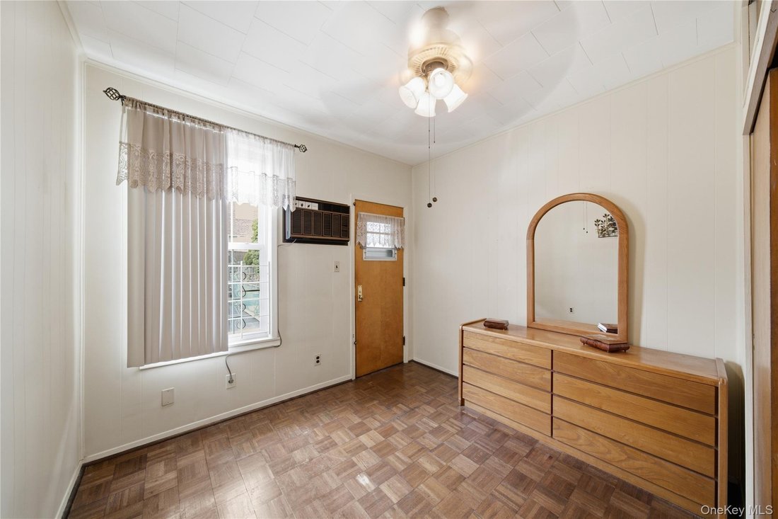 House in New York, New York, United States 5 - 18455526