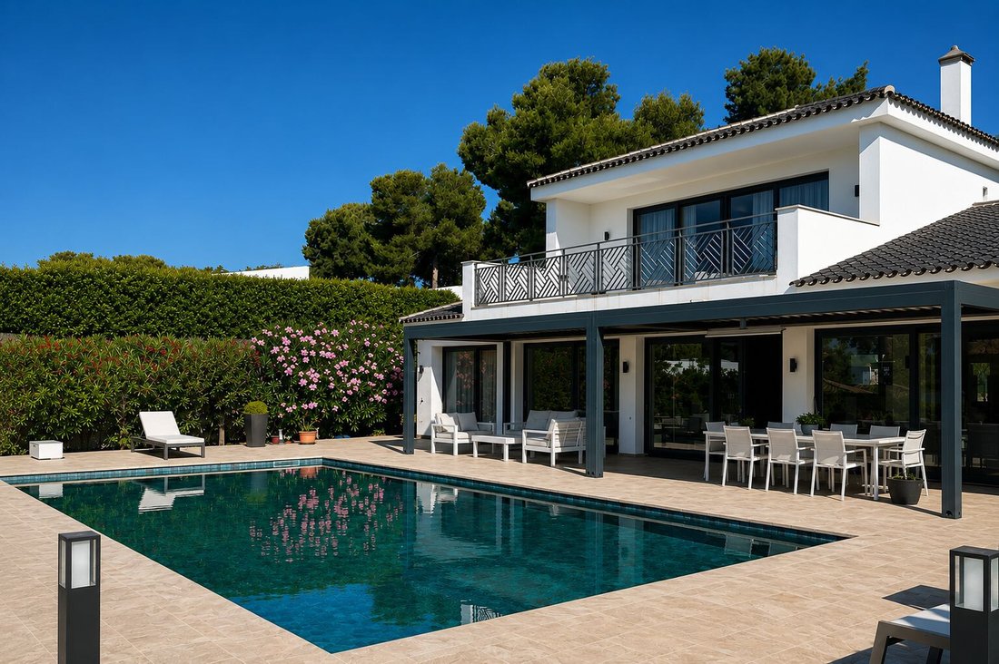 Villa in Sotogrande, San Roque, Andalusia 3 - 18468302
