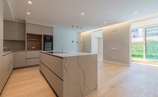 Apartment in Eixample, Barcelona, Spain 1