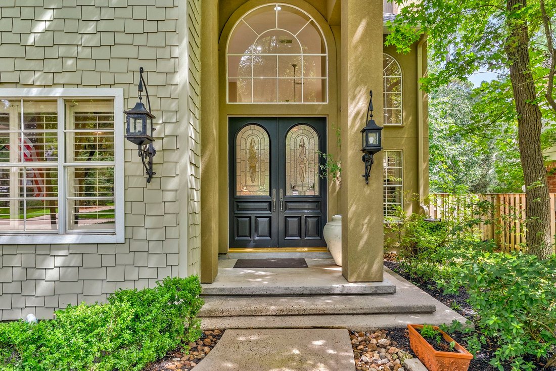 House in The Woodlands, Texas, United States 2 - 18464044