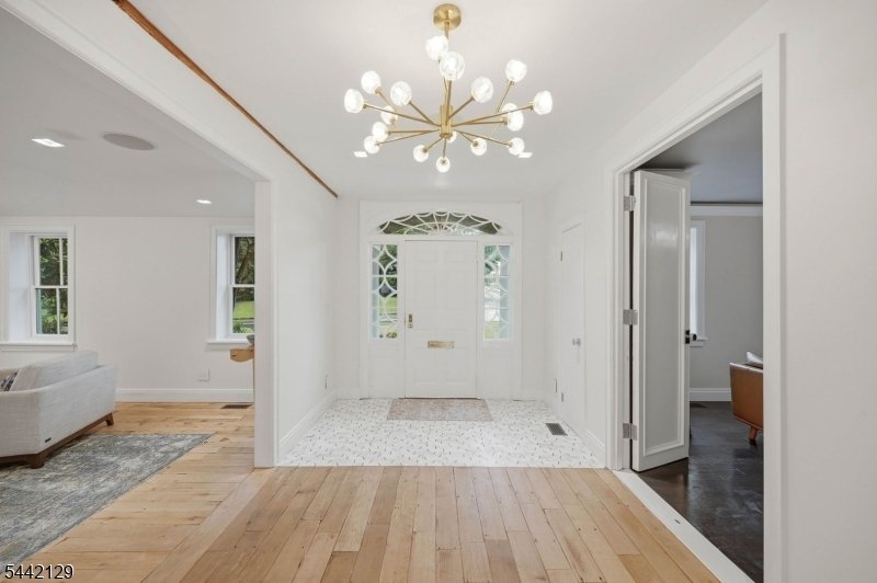 House in Mendham, New Jersey, United States 3 - 18459997
