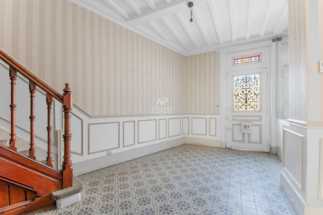Apartment in Forêt, Saint-Germain-en-Laye, France 5 - 18456894