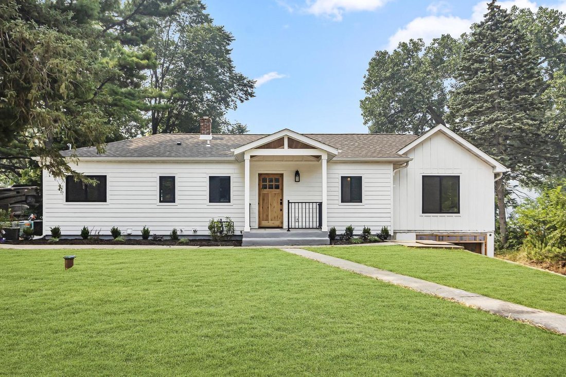 House in Powers Lake, Wisconsin, United States 1 - 18458876