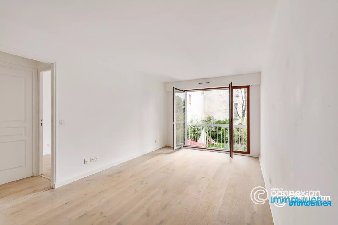 Apartment in Grandes Carrières-Clichy, Paris 18e Arrondissement, Paris 3 - 18457344