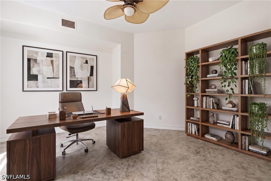 Condo in Naples, Florida, United States 5 - 18466492