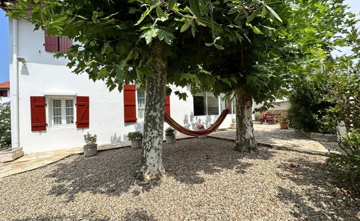 House in Guéthary, Nouvelle-Aquitaine, France 1