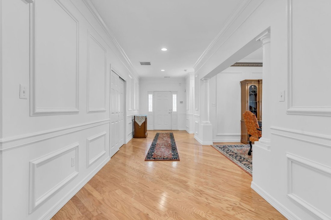House in Neptune Township, New Jersey, United States 2 - 18456701