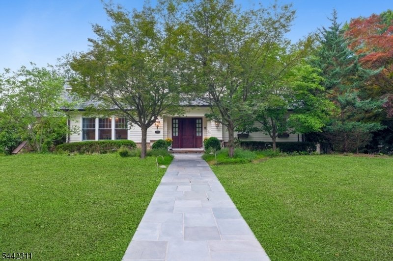 House in Millburn, New Jersey, United States 5 - 18465281