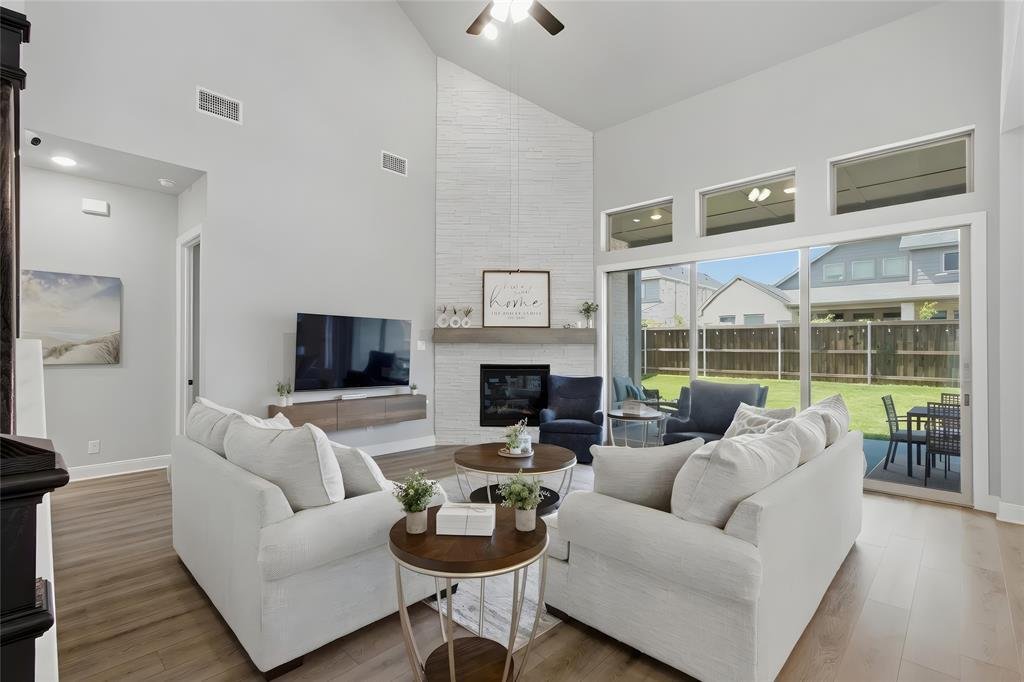House in Lantana, Texas, United States 5 - 18460344