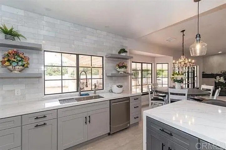Casa en Vista, California, Estados Unidos 3 - 18463113