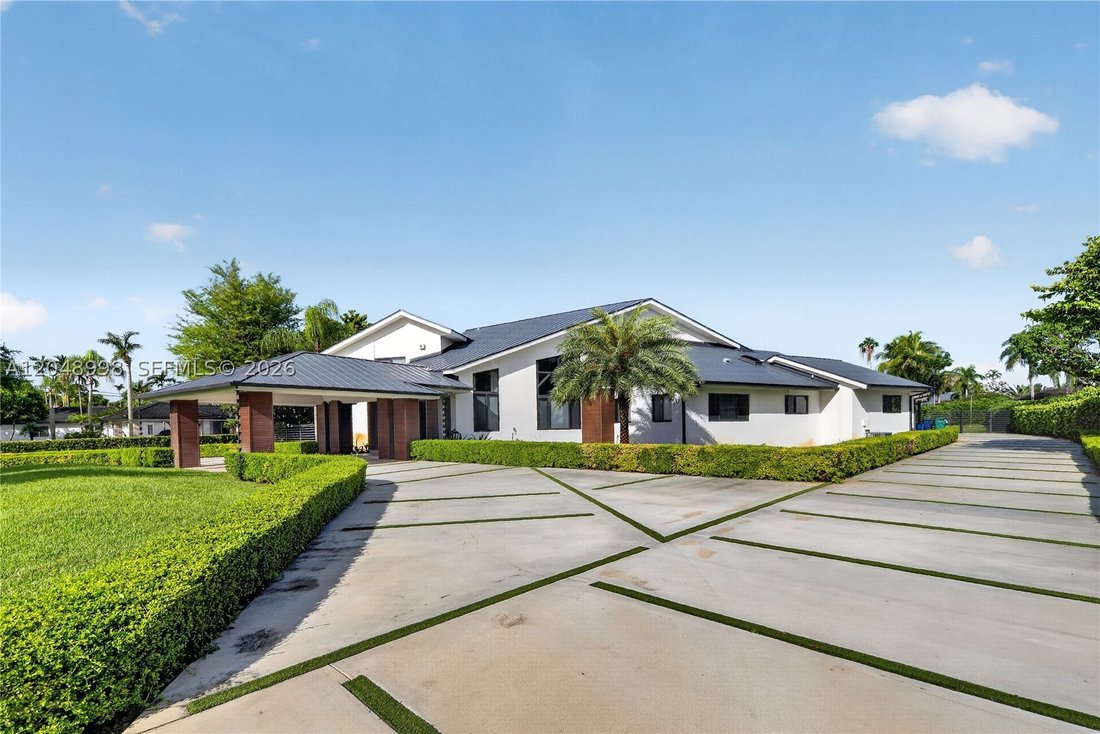 House in Miami, Florida, United States 4 - 18407385