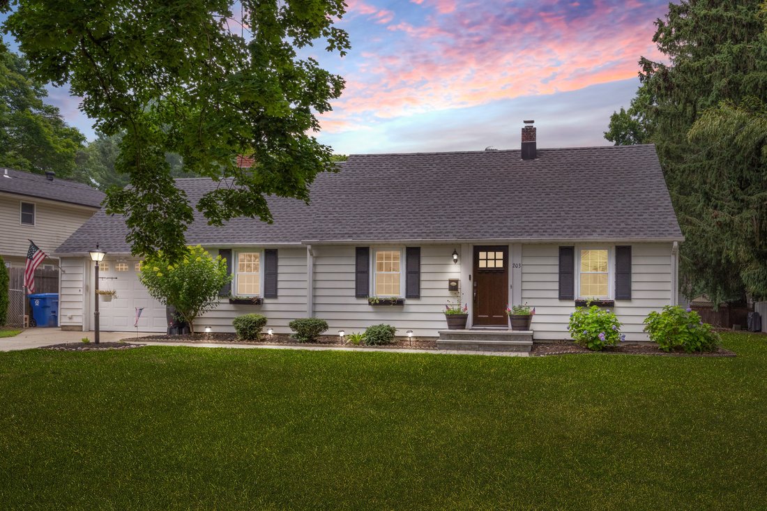 House in North Middletown, New Jersey, United States 1 - 18456717