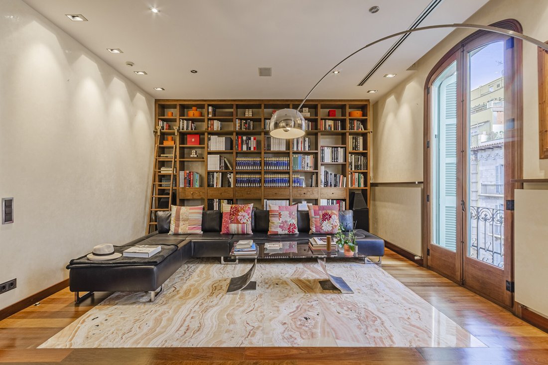 Apartment in Eixample, Barcelona, Spain 3 - 18471972