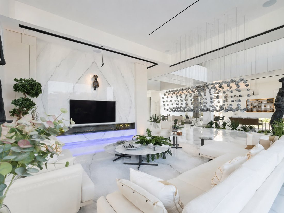Villa in Jumeirah Golf Estates, Dubai, United Arab Emirates 2 - 17819801