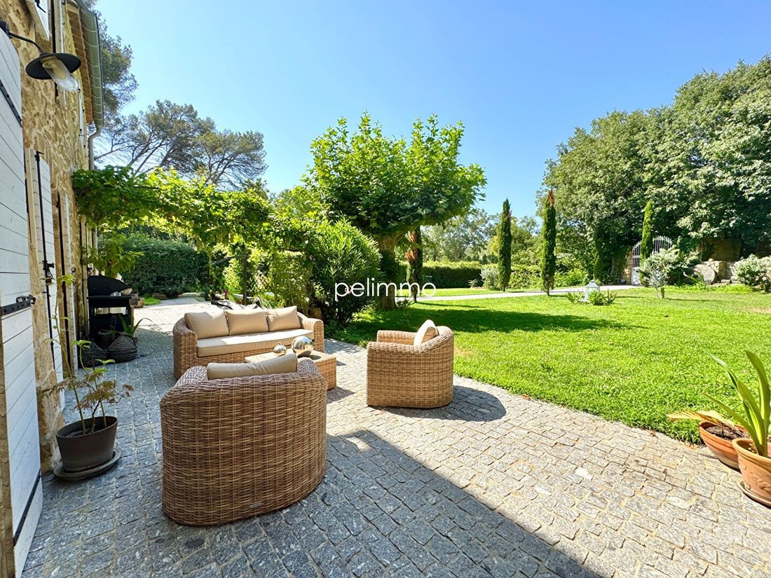 House in Grans, Provence-Alpes-Côte d'Azur, France 4 - 18459221
