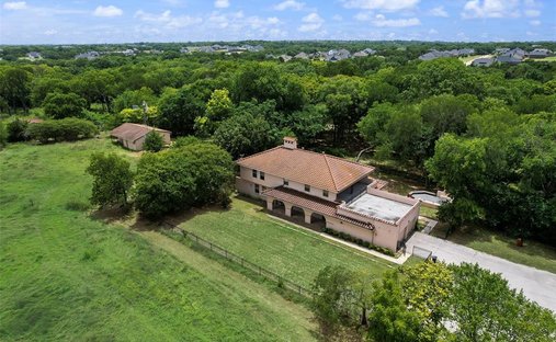 House in Midlothian, Texas, United States 1