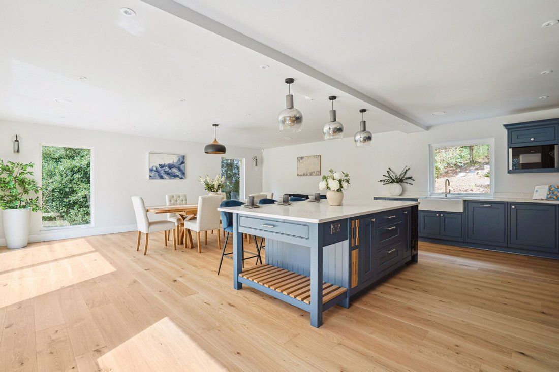 House in Hindhead, Grayshott, England 2 - 18456008