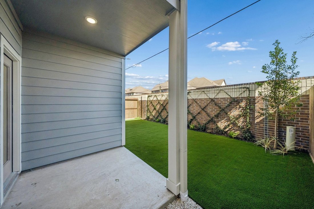 House in Houston, Texas, United States 5 - 18459880