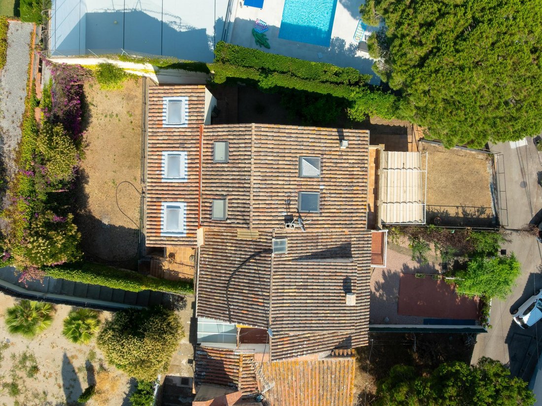 Villa in Premia de Dalt, Catalonia, Spain 5 - 18455697