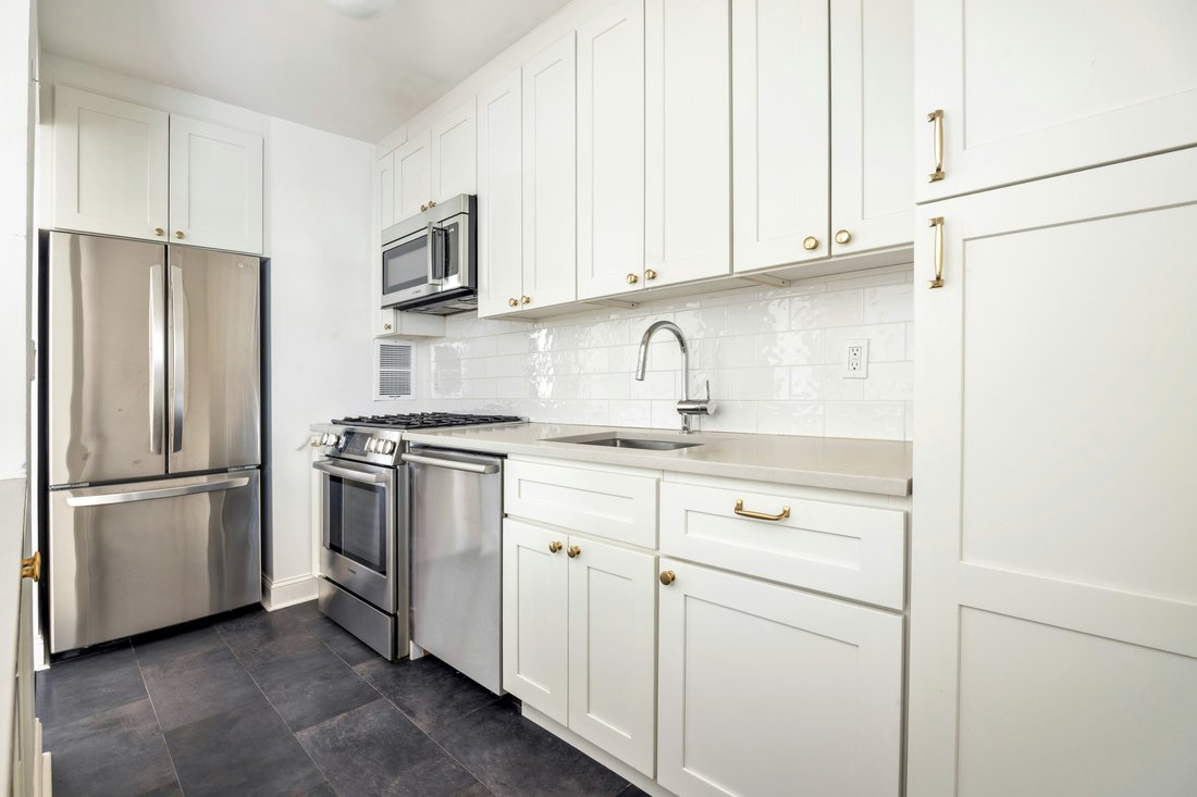 Co Op in New York, New York, United States 3 - 18469642