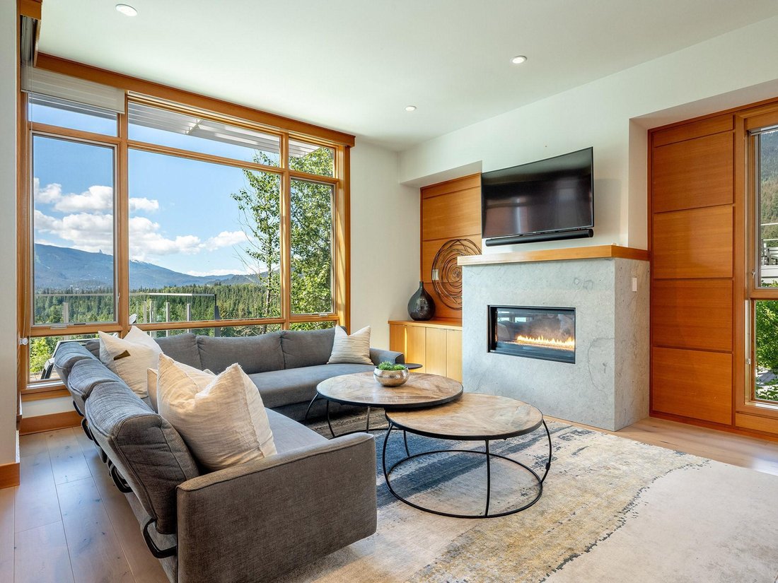 House in Whistler, British Columbia, Canada 2 - 18465023