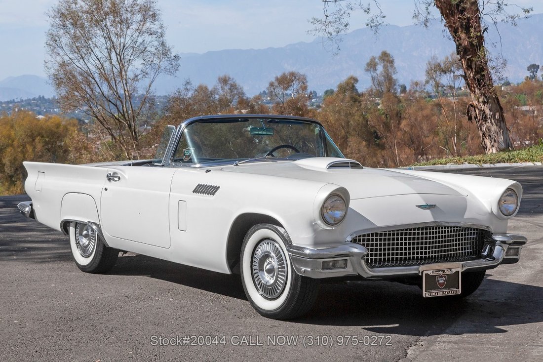 Ford Thunderbird in Los Angeles, CA 1 - 18457699