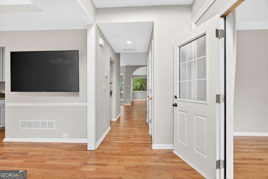 House in Johns Creek, Georgia, United States 3 - 18468862